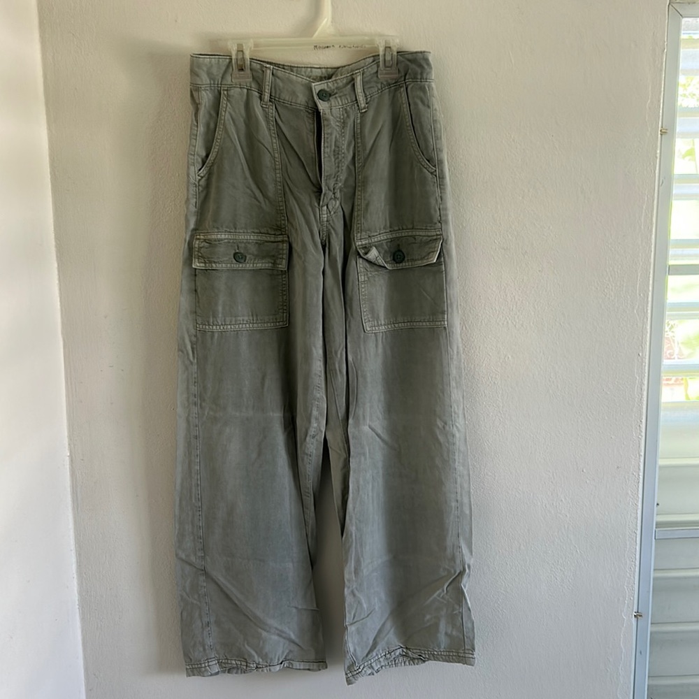 American Eagle cargo pants